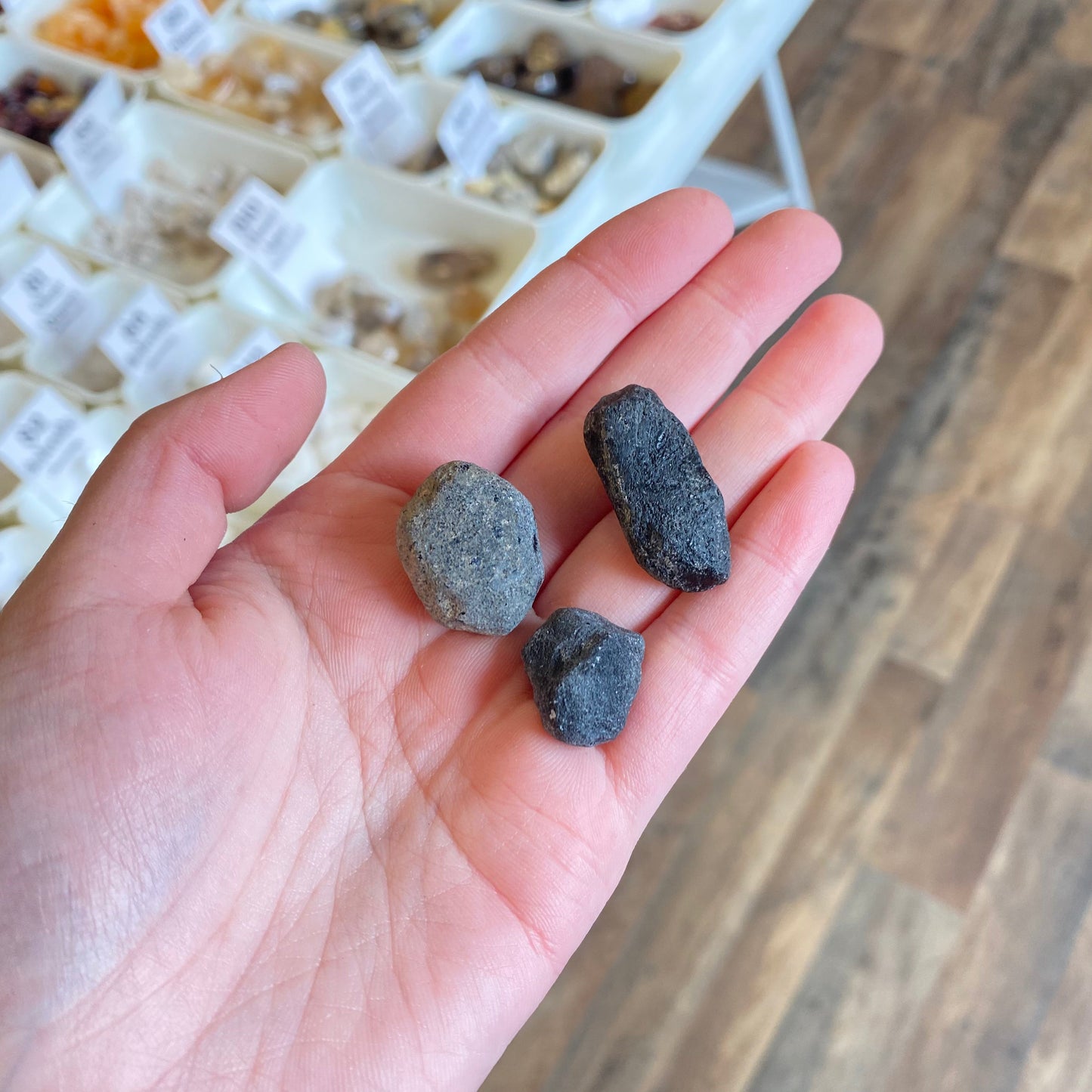 Apache Tear (Navigate Greif) Rough