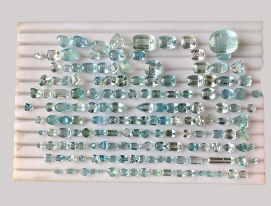 300 Carats Wholesale Loose Aquamarine Deals