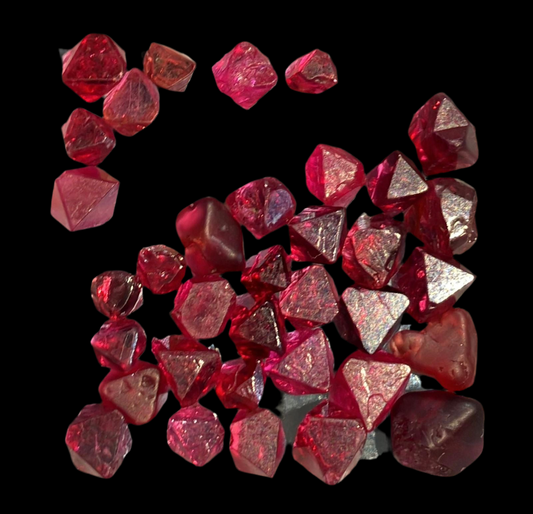 32 carats Natural Rough Burmese Spinels