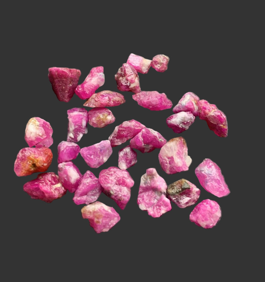 100 carats Afghan Rubies Lapidary and Specimens