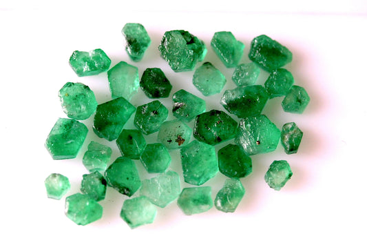 13Carats Natural Vivid Green Rare Rough Swat Emerald Slices