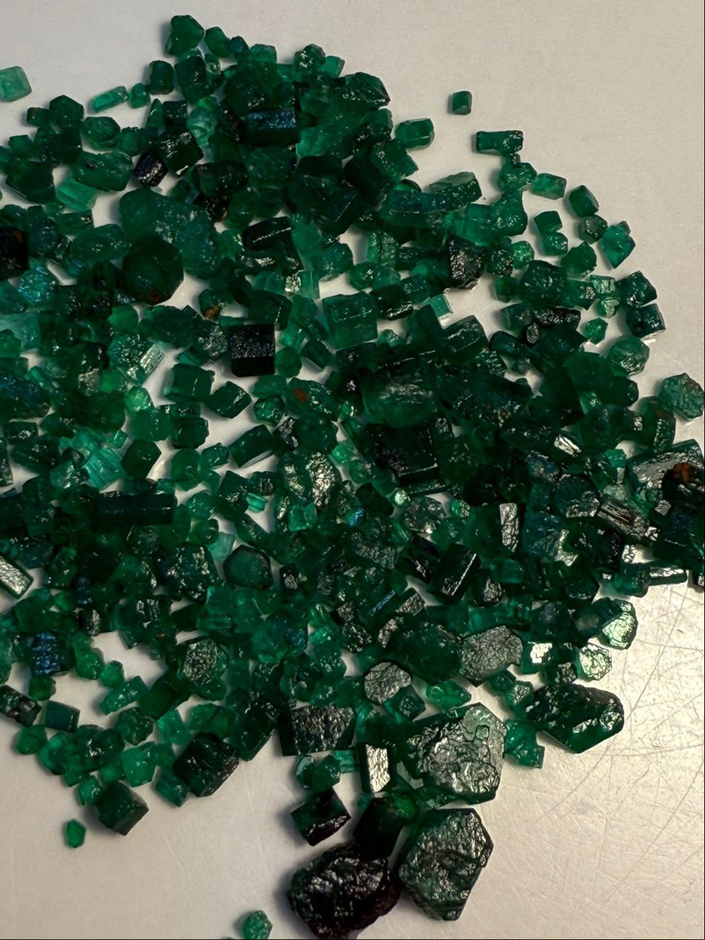 200 Carats Facet Grade AA Grade Rich Green Rough Swat Emerald Bulk Lot