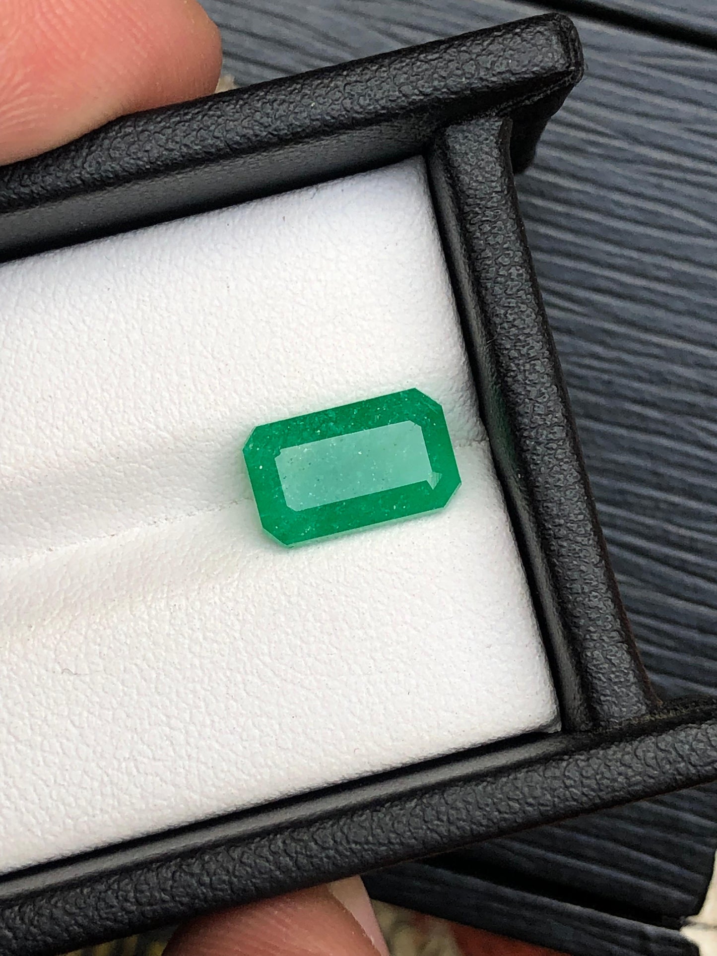 3 Carat Faceted Green Emerald Stone 