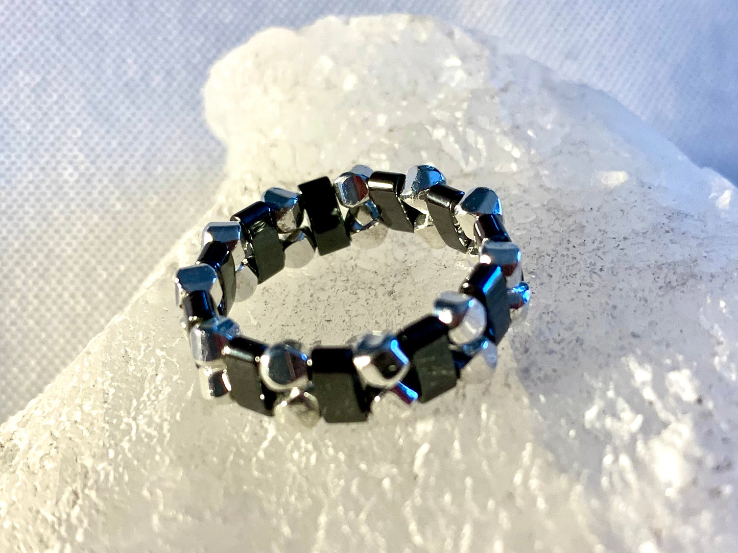 🔴SOLD🔴Jamie Handmade Black and Silver Hematite Expandable Ring (Size 6-6.5)