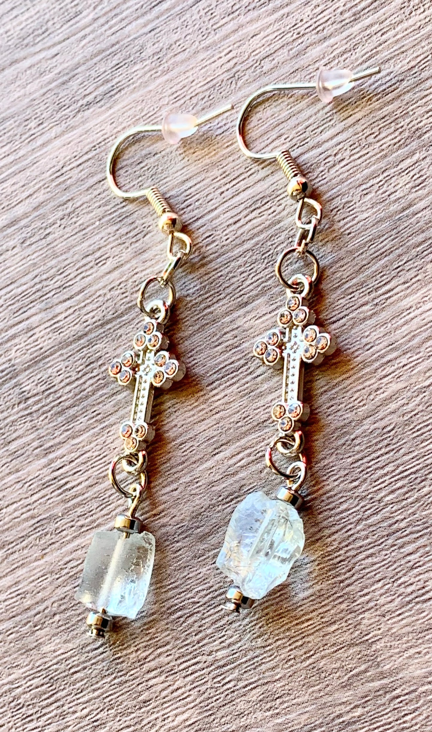 Linore Handmade Raw Light Blue Topaz and Silver Plated Hematite Earrings with a Rhinestone Cross