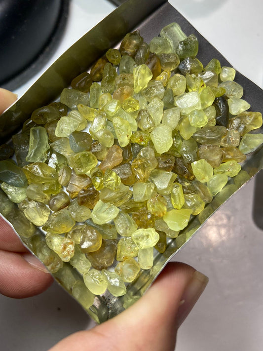 400 Carat Natural Chrysoberyl Rough Parcel