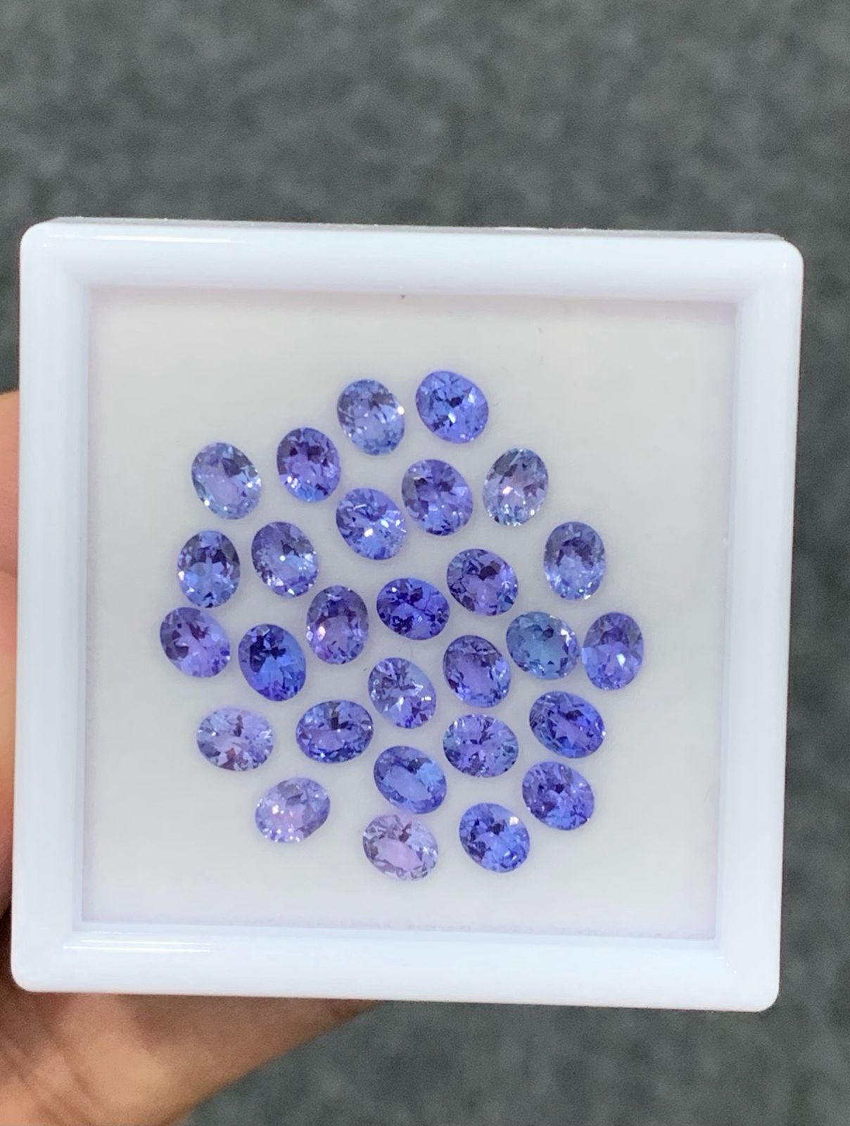 5mm Oval Blue Tanzanite Loose Stones Deal