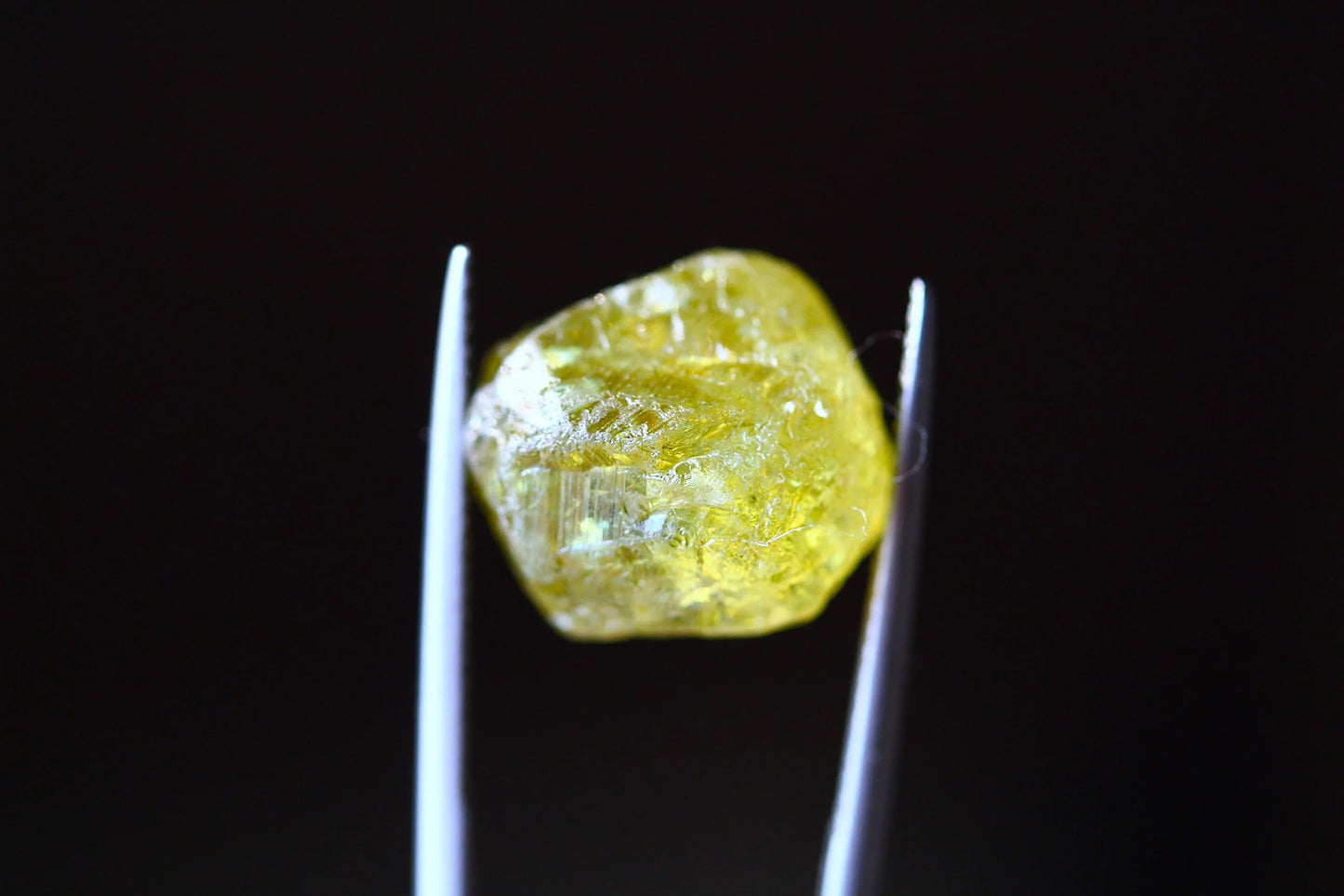 30 Carats Natural Mali Garnet Rough Crystal Raw Form