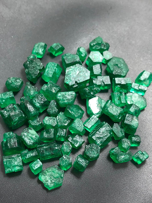 150 Carat Emerald Rough for Cutting From Swat Valley