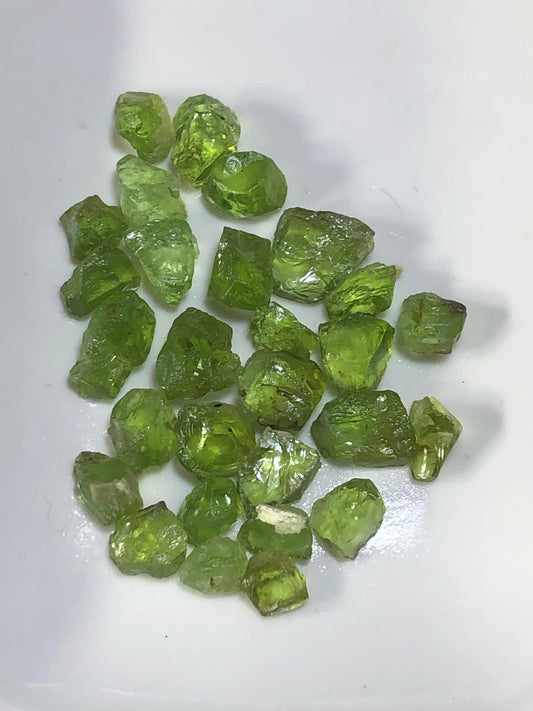 150 Carat Green Peridot Faceting Rough Lot