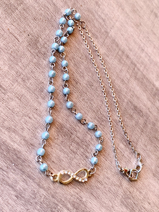 Talia Handmade Faux Powder Blue Pearl Infinity Necklace/ Choker