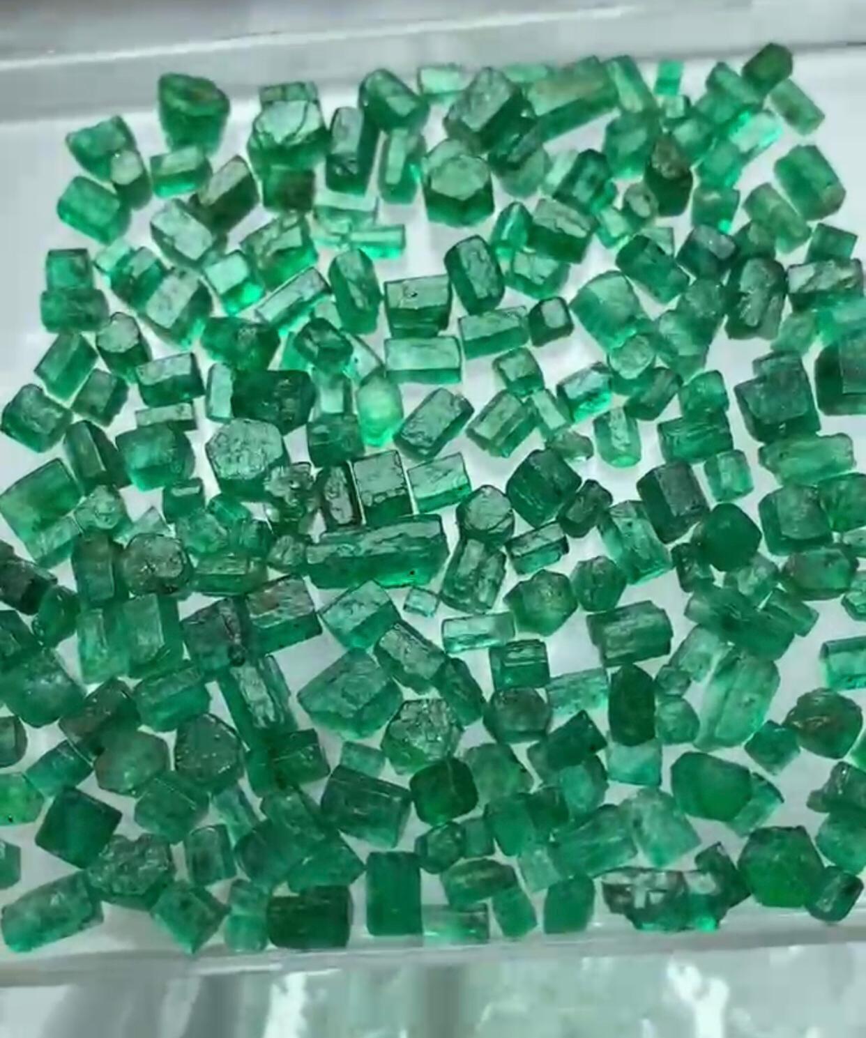 100 Carats Natural Rough Emerald- Rich Green Colour.
