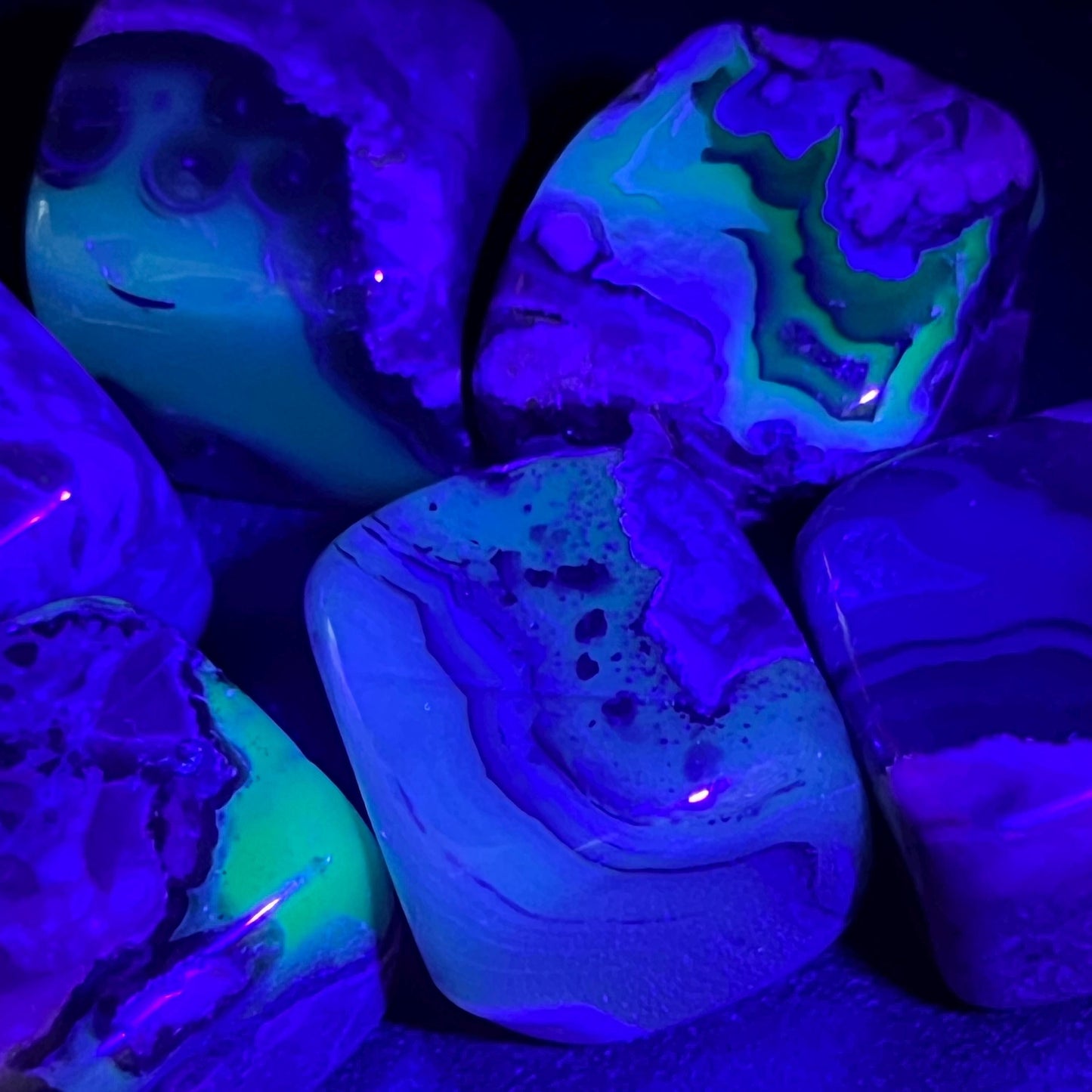 Volcanic Agate Tumbled (UV Reactive)(By The Piece Or Pound) Bulk Wholesale Supply