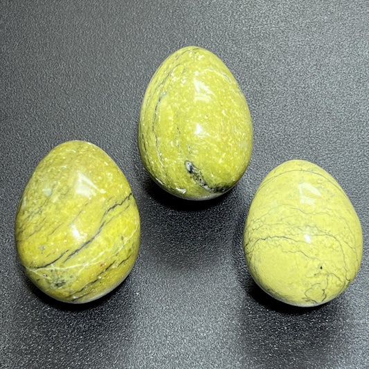Green Serpentine Crystal Egg Carving Wholesale