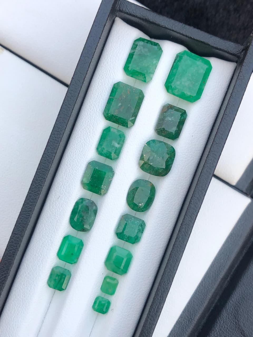 23 Carat Faceted Loose Emerald Gemstone | Smal Deal
