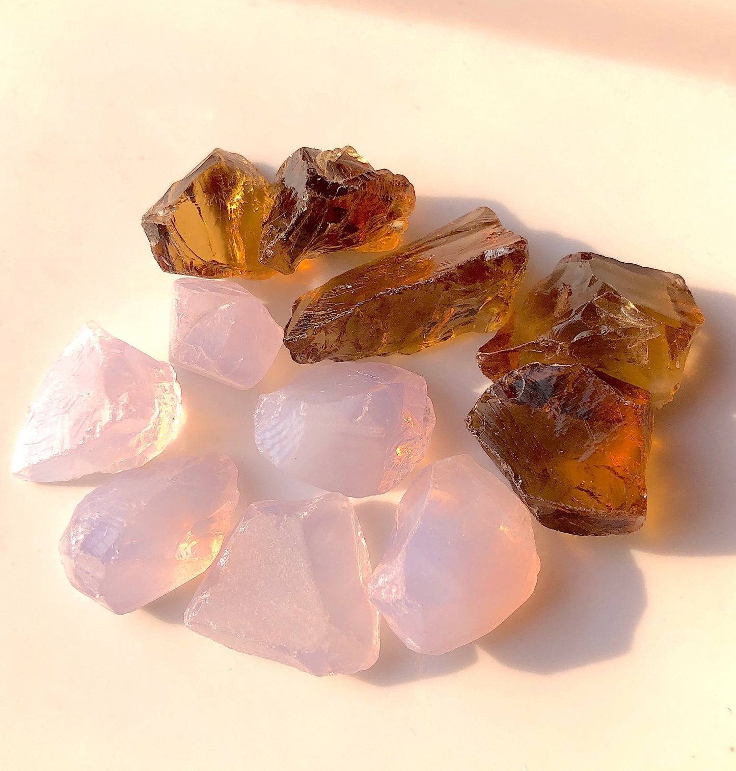 143 Carats Lavendar Quartz / Citrine Beginner Faceting Rough Gems Box