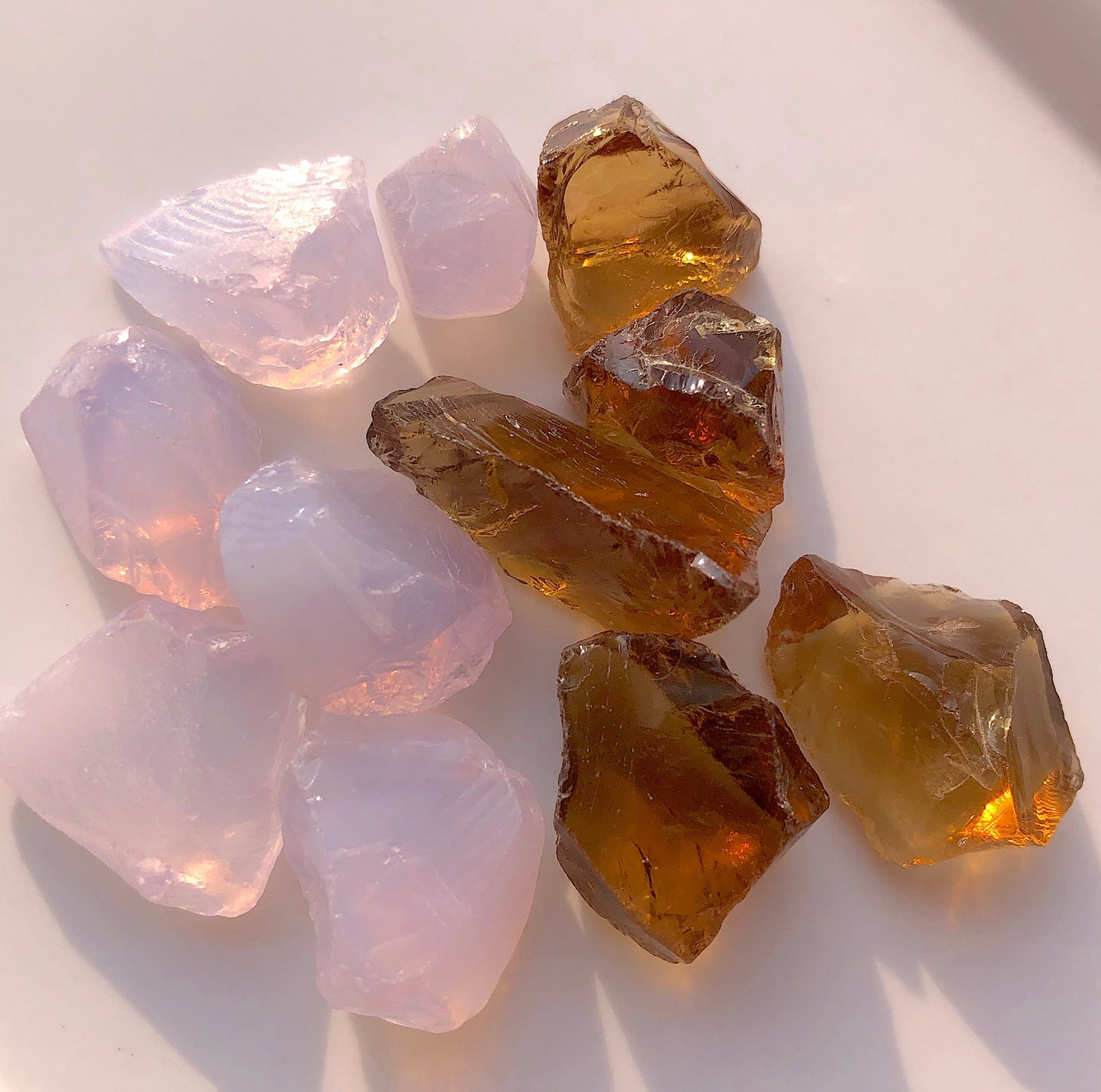 143 Carats Lavendar Quartz / Citrine Beginner Faceting Rough Gems Box