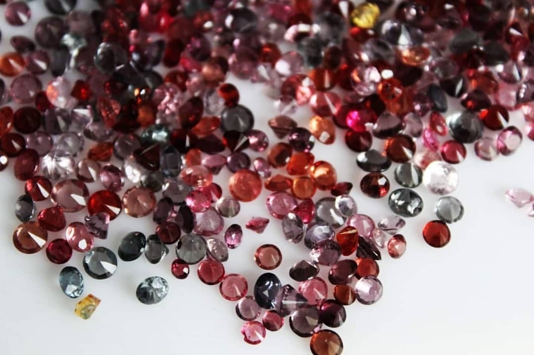1 to 2mm round brilliance Spinel Gems Bulk Price