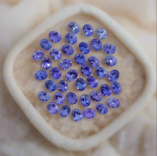 20 Carat Calibrated Oval  Shape Tanzanite Loose Stone Parcel