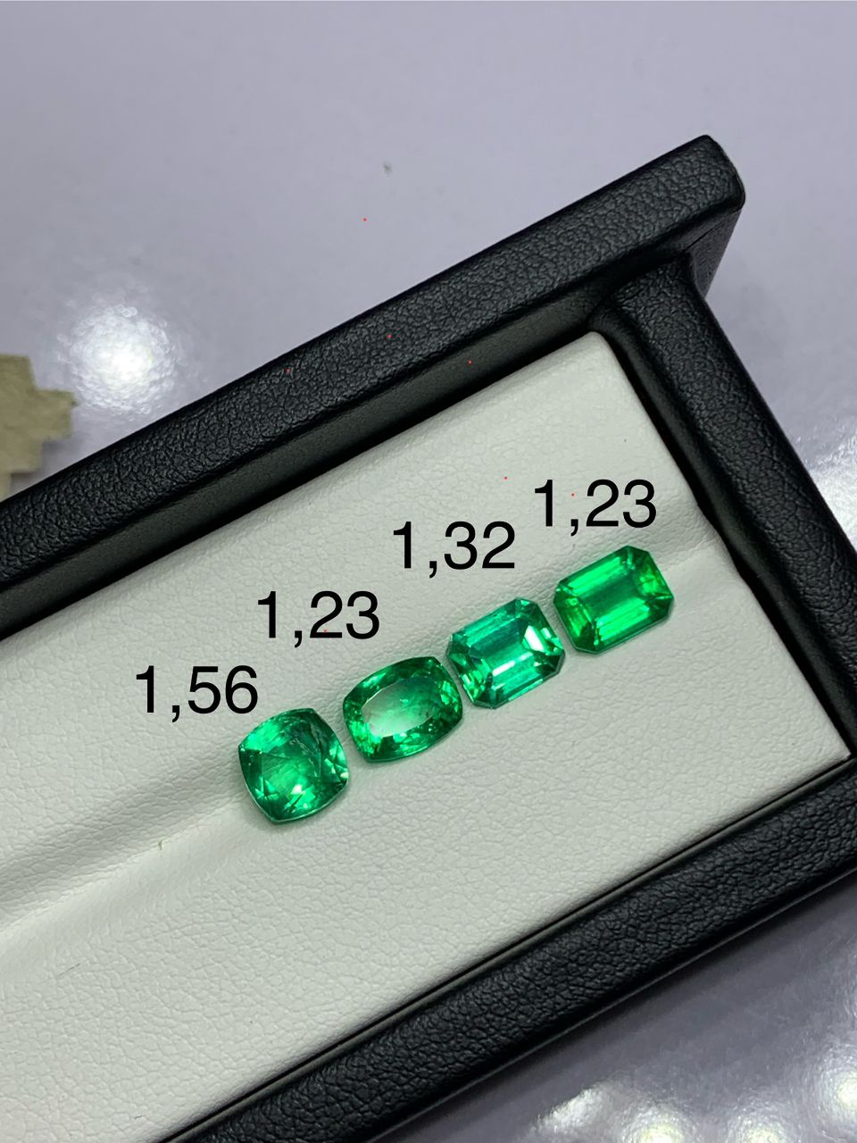 5.34 Carat Loose Emerald Stones