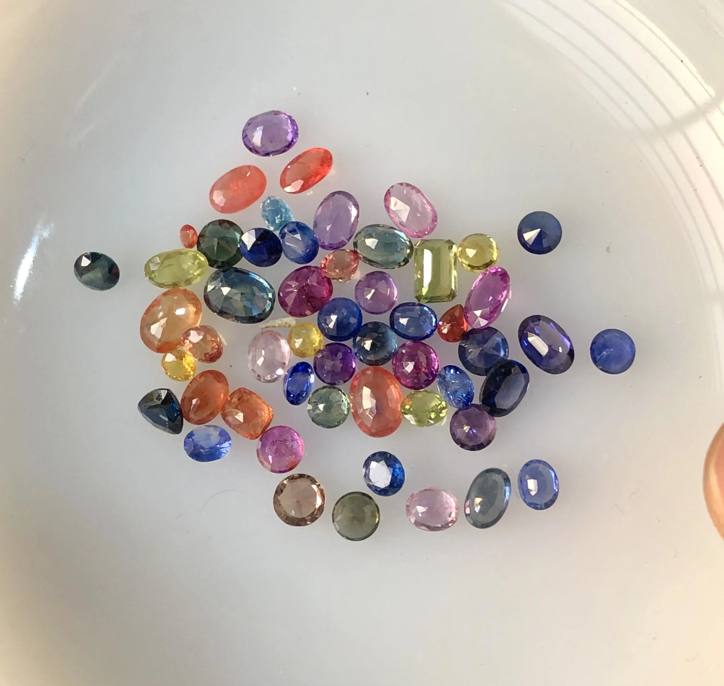 25 Carats Fancy Color Loose Sapphires Stone Deal